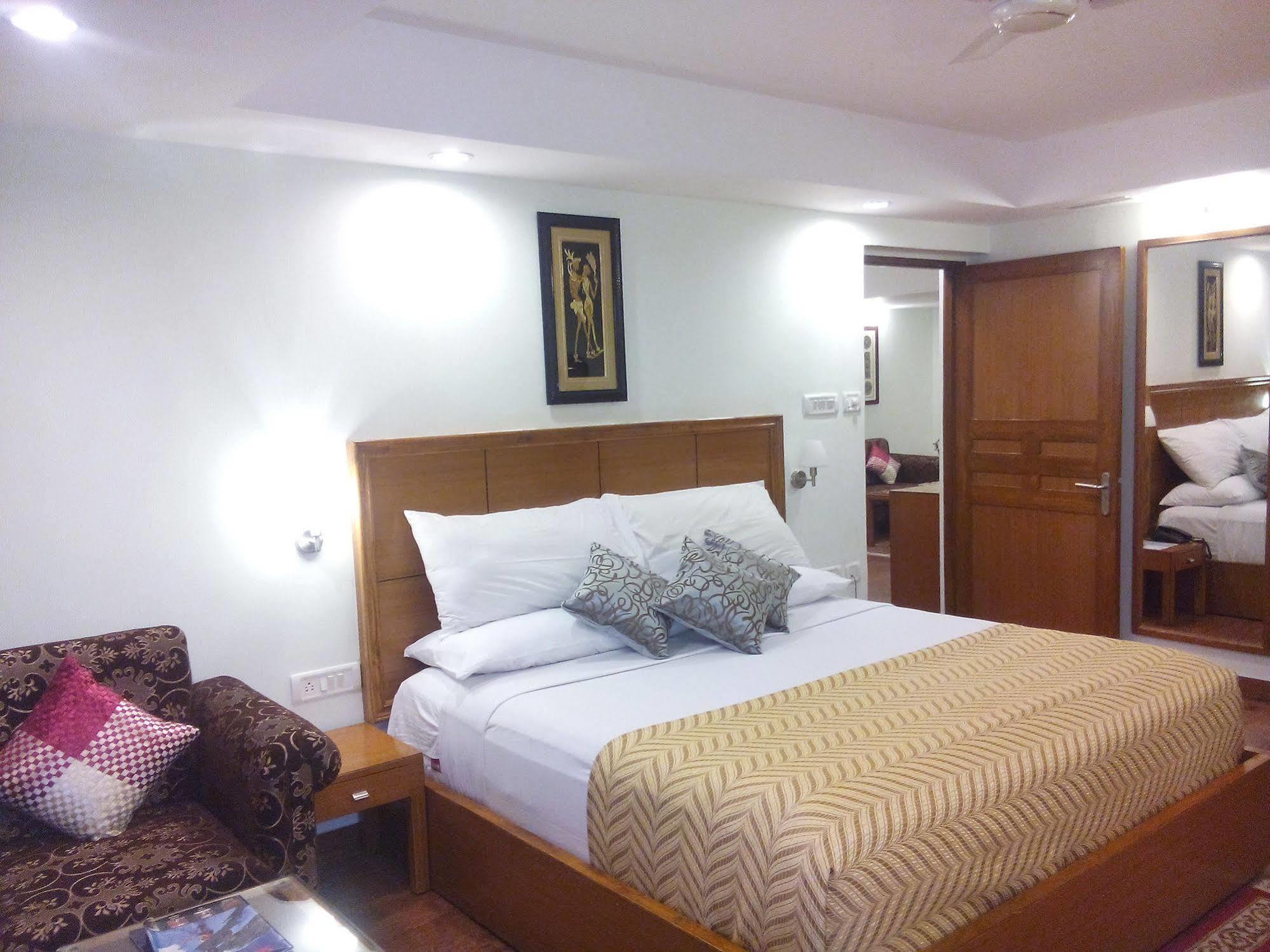 Hotel Kalinga Ashok Bhubaneswar Exterior foto